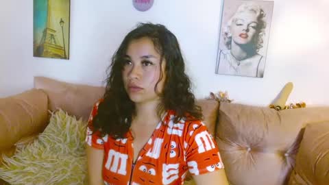 Snapshot of hinataleecs chatting on 12-28-24, 07:11 hinata lee online show from 12-28-24, 07:11