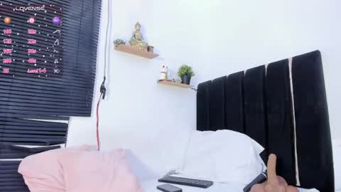 Snapshot of hinatta_smiler chatting on 05-08-26, 04:12 hinatta smiler online show from 05-08-26, 04:12