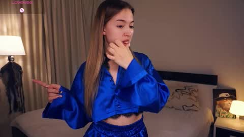 Snapshot of hip_hop_baby chatting on 11-04-25, 07:02 Leya Day Mary Night PvT Open online show from 11-04-25, 07:02