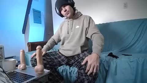 Hippie Jijm online show from 02-08-25, 06:22