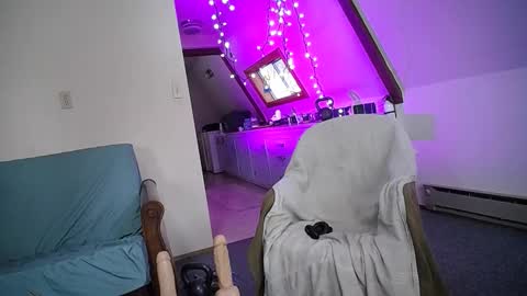 Hippie Jijm online show from 02-16-25, 05:26