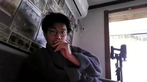 Snapshot of hirvirdish chatting on 04-21-26, 04:30 Taick online show from 04-21-26, 04:30
