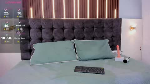 ..    HITANA    .. online show from 05-12-26, 04:15