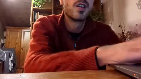 Snapshot of hitmenoww chatting on 11-24-25, 06:51 hitmenoww online show from 11-24-25, 06:51