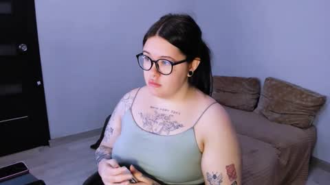 Dina online show from 12-02-25, 07:57