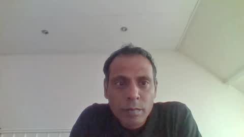 Snapshot of hkrobby chatting on 02-01-25, 10:37 robbyr online show from 02-01-25, 10:37