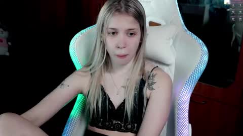 Holly online show from 12-20-25, 06:48