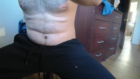 Hockey Player online show from 01-09-25, 08:44