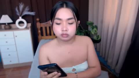 IM NEW HERE ITS ME GIA online show from 03-12-26, 01:56