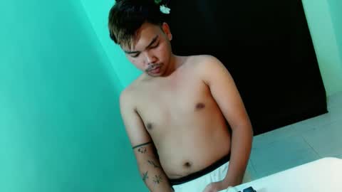 Snapshot of hoely_sheet chatting on 03-09-26, 12:03 John online show from 03-09-26, 12:03