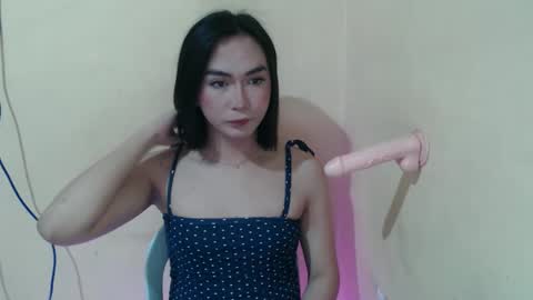 Kim3 online show from 05-15-26, 11:39
