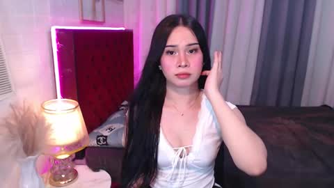 hoelymolly online show from 01-11-26, 08:30