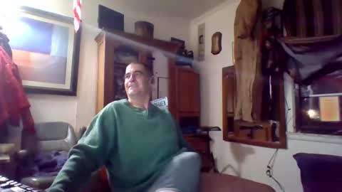 hoglegg99384194 online show from 12-24-24, 10:55