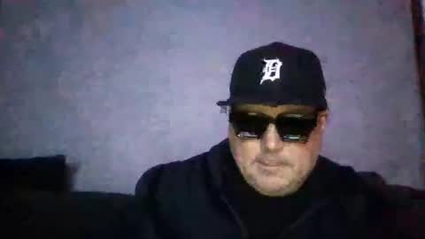 holden_minutz online show from 03-04-26, 08:09