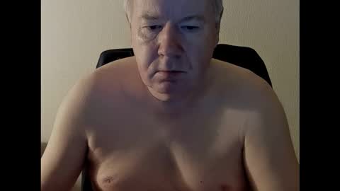 Holger online show from 09-13-25, 04:12