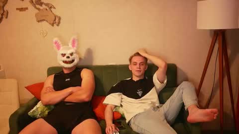 Extaz  Athrey  Howard online show from 10-17-25, 06:43