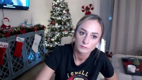 Holi Hurricane online show from 12-16-24, 03:51