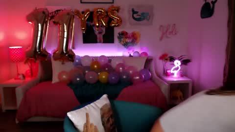 Holi Hurricane online show from 02-23-25, 05:01