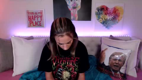 Holi Hurricane online show from 02-27-25, 04:31