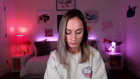 Holi Hurricane online show from 09-29-25, 04:28