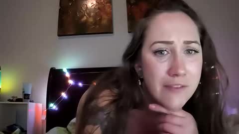 Snapshot of holligem chatting on 05-15-26, 04:08 holligem online show from 05-15-26, 04:08