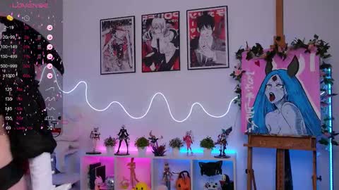 Snapshot of holliwould_ chatting on 09-30-25, 05:29 Holli online show from 09-30-25, 05:29