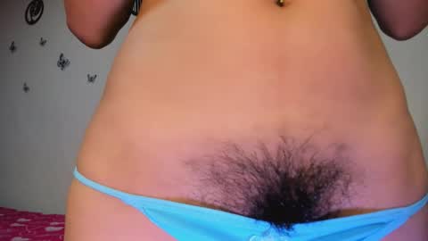 holly... online show from 04-30-26, 02:56