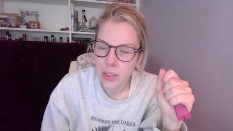 holly_bourbon online show from 03-15-26, 07:09