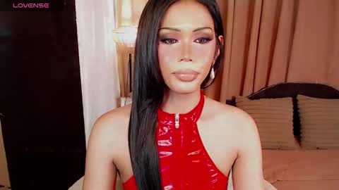holly_goddessxx online show from 02-18-26, 07:37