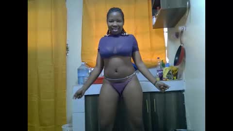 Snapshot of holly_molly11 chatting on 09-09-25, 01:10 holly molly11 online show from 09-09-25, 01:10