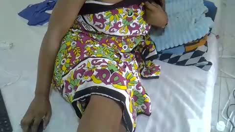 Snapshot of holly_molly11 chatting on 09-11-25, 07:08 holly molly11 online show from 09-11-25, 07:08