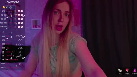 Snapshot of holly_molly8 chatting on 02-08-25, 03:19 holly_molly8 online show from 02-08-25, 03:19