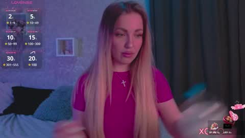 Snapshot of holly_molly8 chatting on 02-12-25, 07:24 holly_molly8 online show from 02-12-25, 07:24