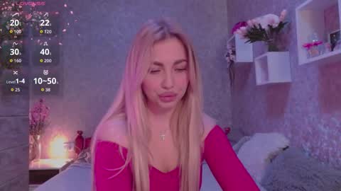 Snapshot of holly_molly8 chatting on 10-07-25, 06:10 holly_molly8 online show from 10-07-25, 06:10