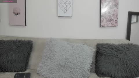 Holly online show from 10-08-25, 02:58