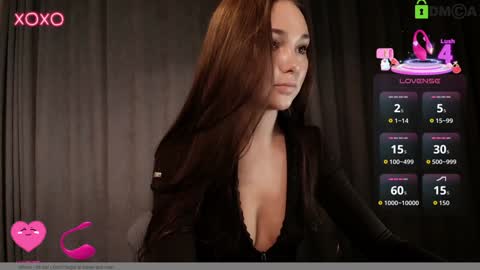 Snapshot of hollyextra chatting on 11-10-25, 03:44 hollyextra online show from 11-10-25, 03:44