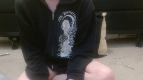 Holly Hawkes online show from 09-21-25, 01:18