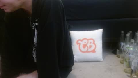 Holly Hawkes online show from 03-29-26, 10:21