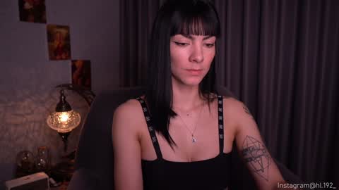 Holly Linder online show from 01-22-25, 05:05