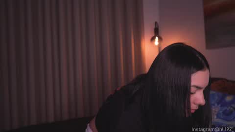 Holly Linder online show from 09-10-25, 02:44