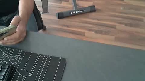 Snapshot of hollymollysucker chatting on 09-09-25, 01:32 hollymollysucker online show from 09-09-25, 01:32