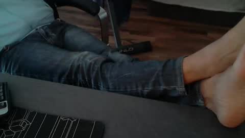 Snapshot of hollymollysucker chatting on 10-14-25, 12:17 hollymollysucker online show from 10-14-25, 12:17