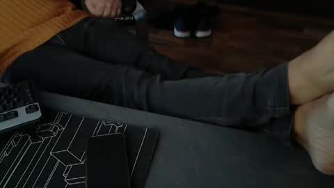 Snapshot of hollymollysucker chatting on 12-03-25, 12:58 hollymollysucker online show from 12-03-25, 12:58