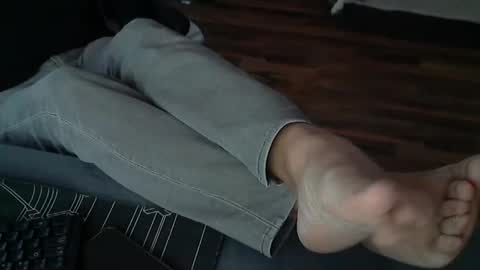 Snapshot of hollymollysucker chatting on 12-15-25, 01:04 hollymollysucker online show from 12-15-25, 01:04