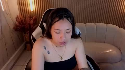 Holly  online show from 11-01-25, 12:51