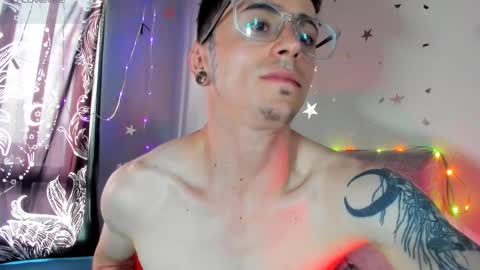 Snapshot of hollypurple chatting on 03-27-26, 09:36 Hades and Persefone online show from 03-27-26, 09:36