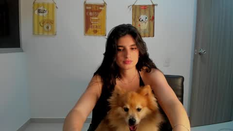 Snapshot of hollyshit_ chatting on 01-03-25, 02:43 hollyshit_ online show from 01-03-25, 02:43