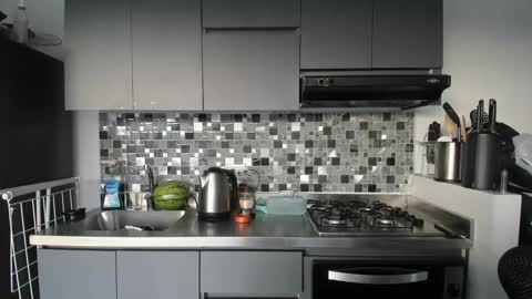 Snapshot of hollyshit_ chatting on 01-25-25, 10:39 hollyshit_ online show from 01-25-25, 10:39