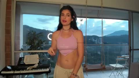 Snapshot of hollyshit_ chatting on 01-26-25, 11:18 hollyshit_ online show from 01-26-25, 11:18