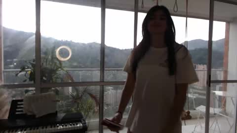 Snapshot of hollyshit_ chatting on 03-03-25, 10:20 hollyshit_ online show from 03-03-25, 10:20